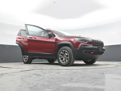 2021 Jeep CHEROKEE Base