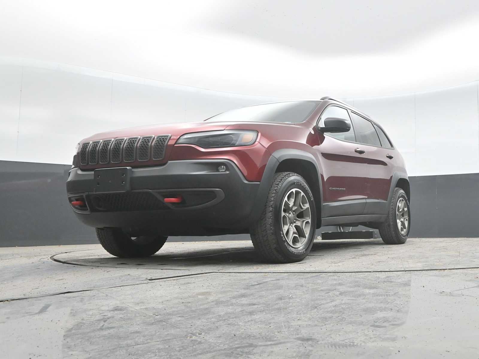 2021 Jeep CHEROKEE Base