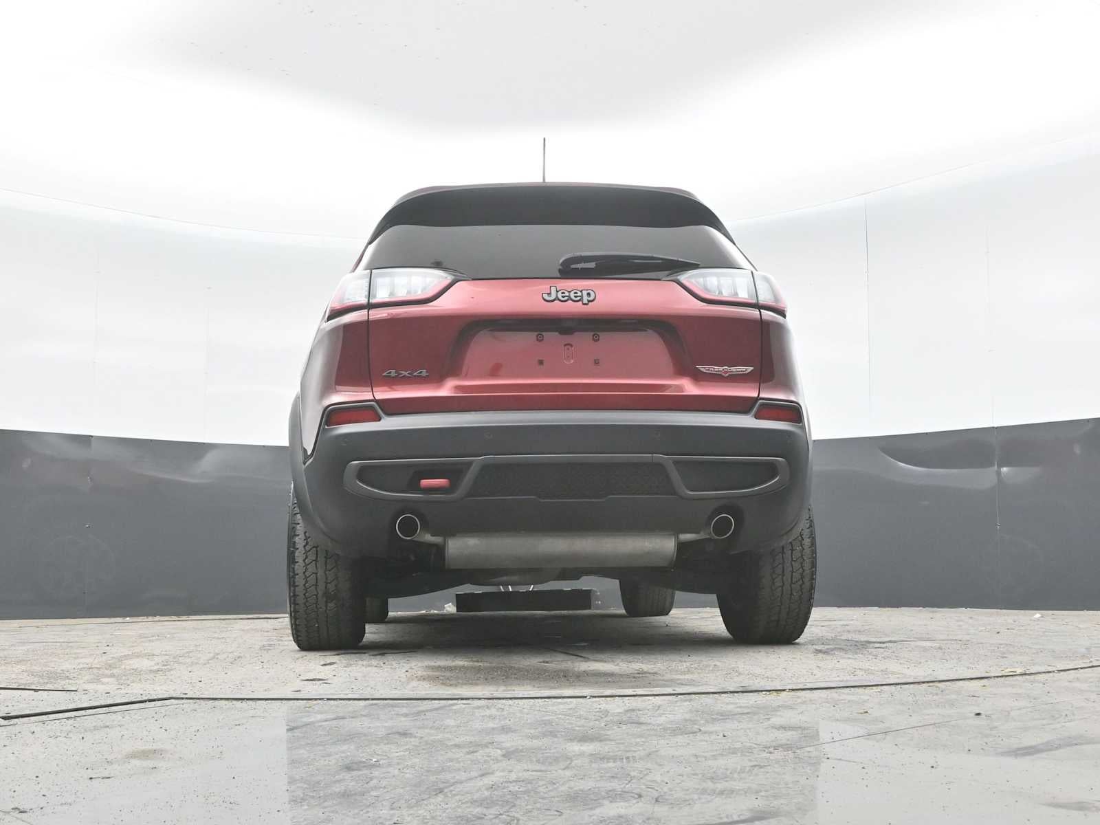 2021 Jeep CHEROKEE Base