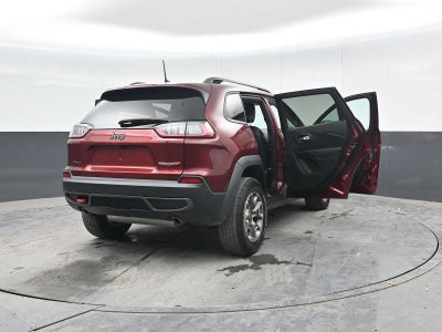 2021 Jeep CHEROKEE Base