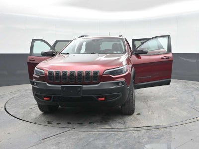 2021 Jeep CHEROKEE Base