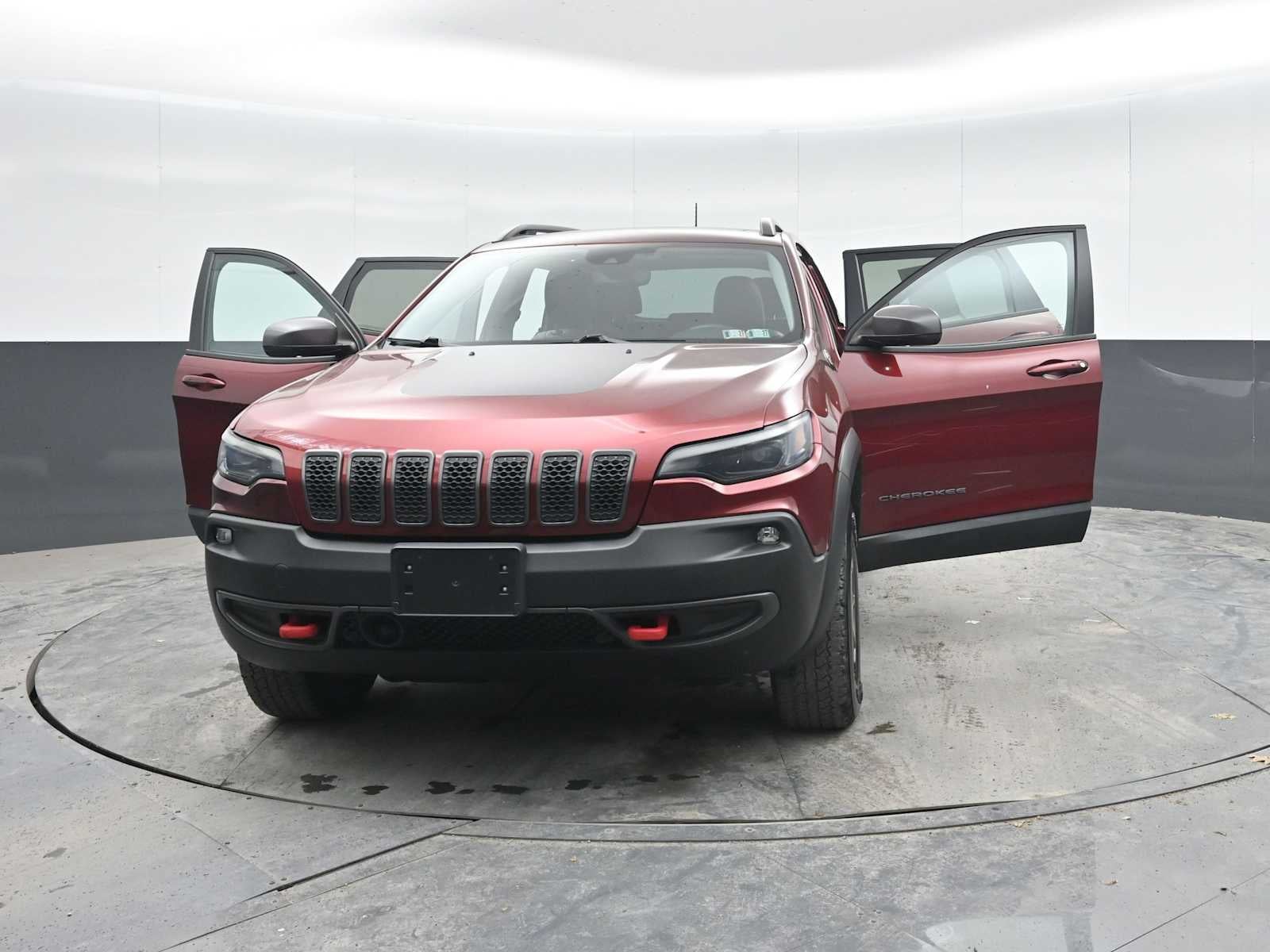 2021 Jeep CHEROKEE Base