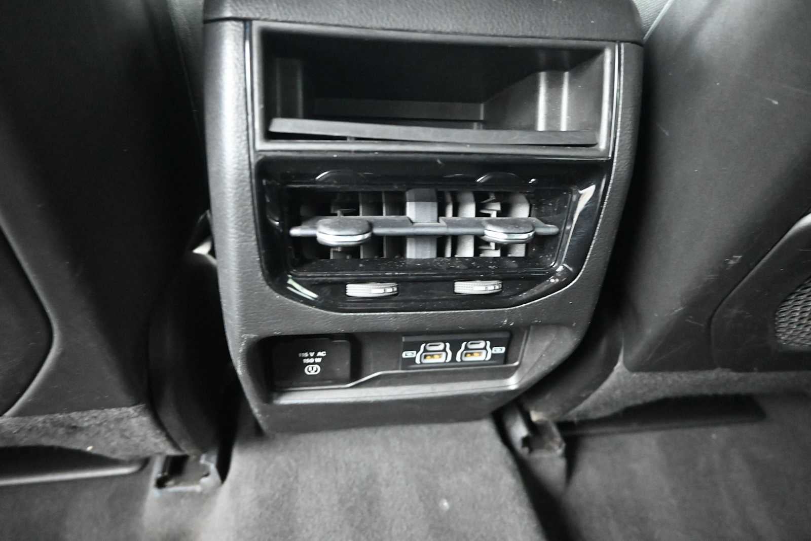 2022 Jeep Grand Cherokee Altitude