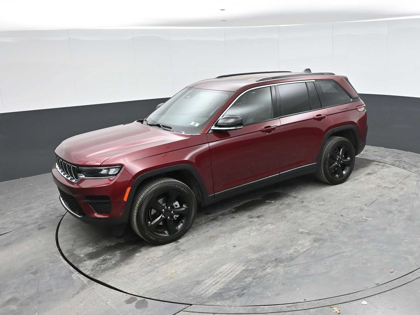 2022 Jeep Grand Cherokee Altitude