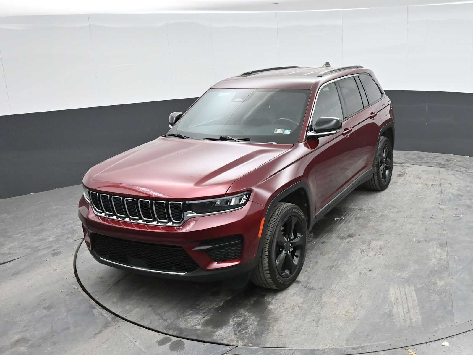 2022 Jeep Grand Cherokee Altitude