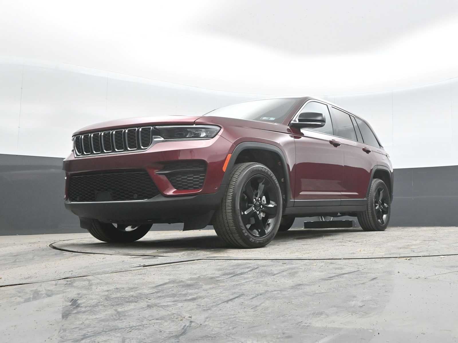 2022 Jeep Grand Cherokee Altitude