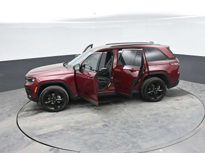 2022 Jeep Grand Cherokee Altitude