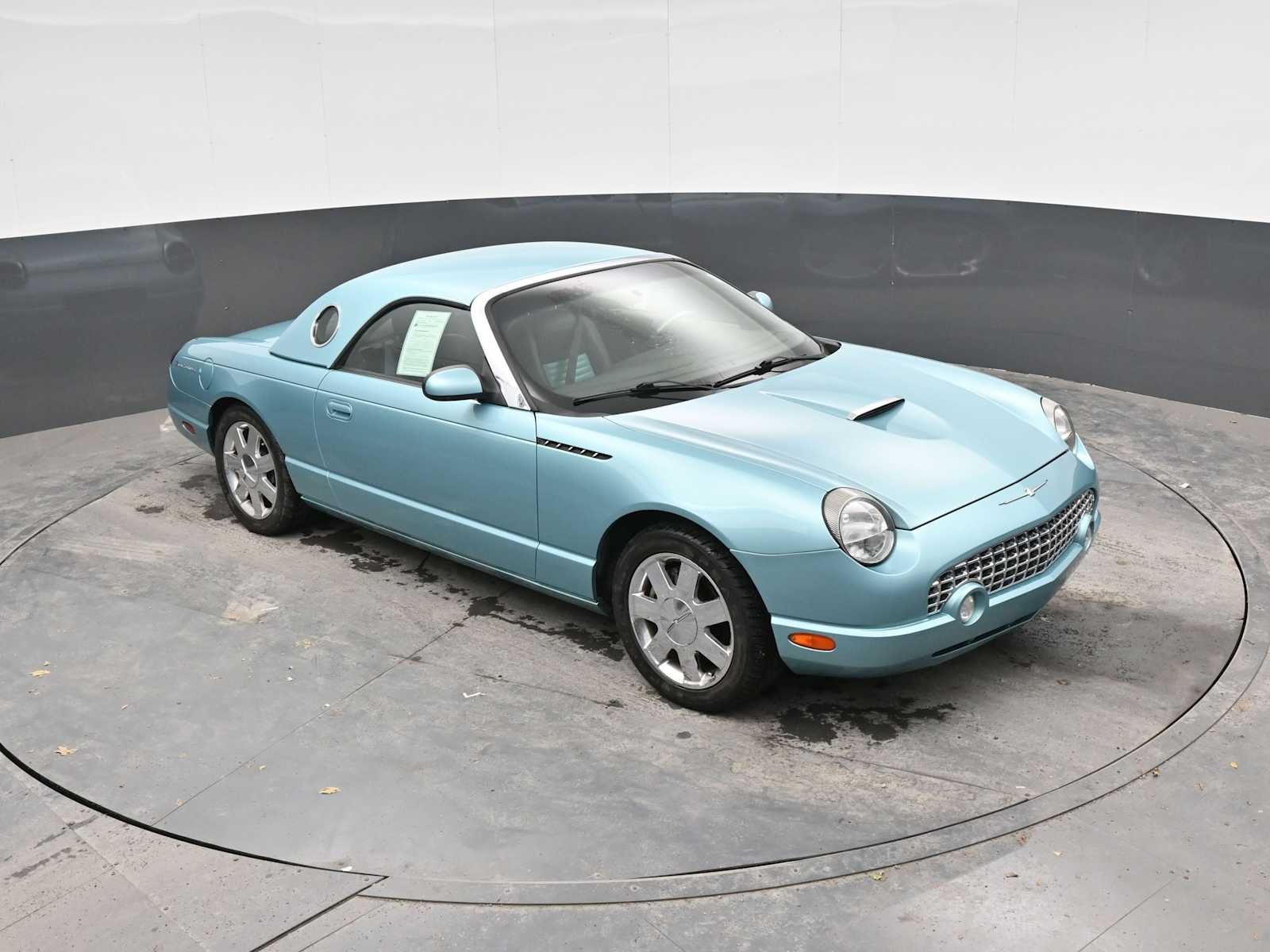 2002 Ford Thunderbird w/Hardtop Premium