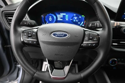 2022 Ford Escape Titanium Hybrid