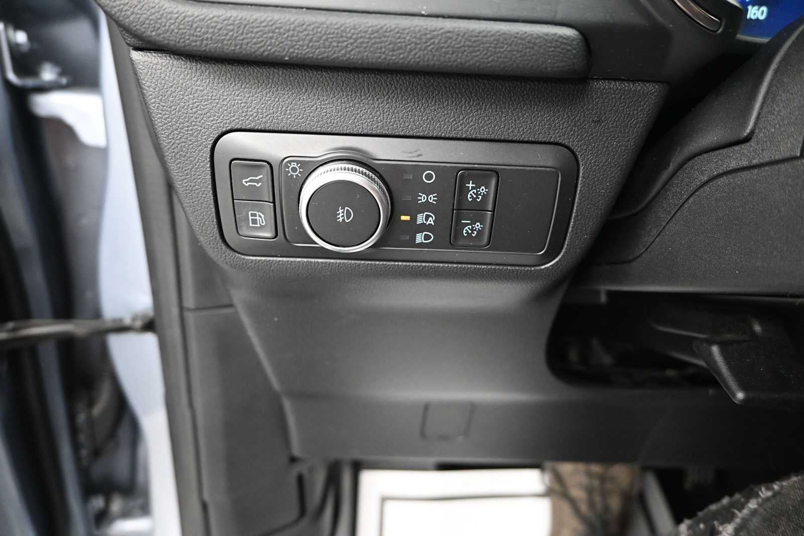 2022 Ford Escape Titanium Hybrid