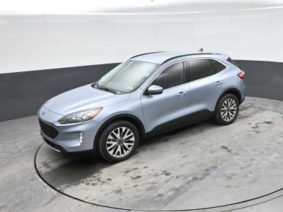 2022 Ford Escape Titanium Hybrid