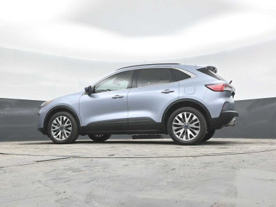 2022 Ford Escape Titanium Hybrid