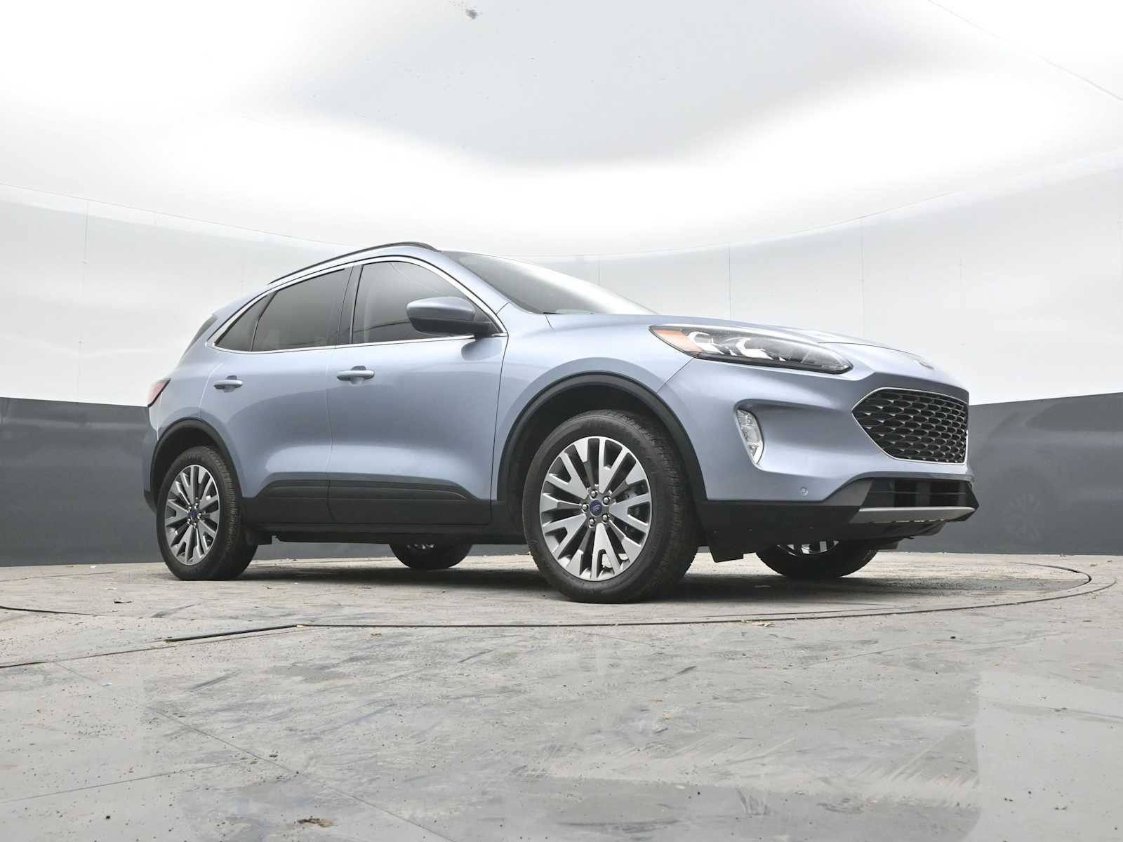 2022 Ford Escape Titanium Hybrid