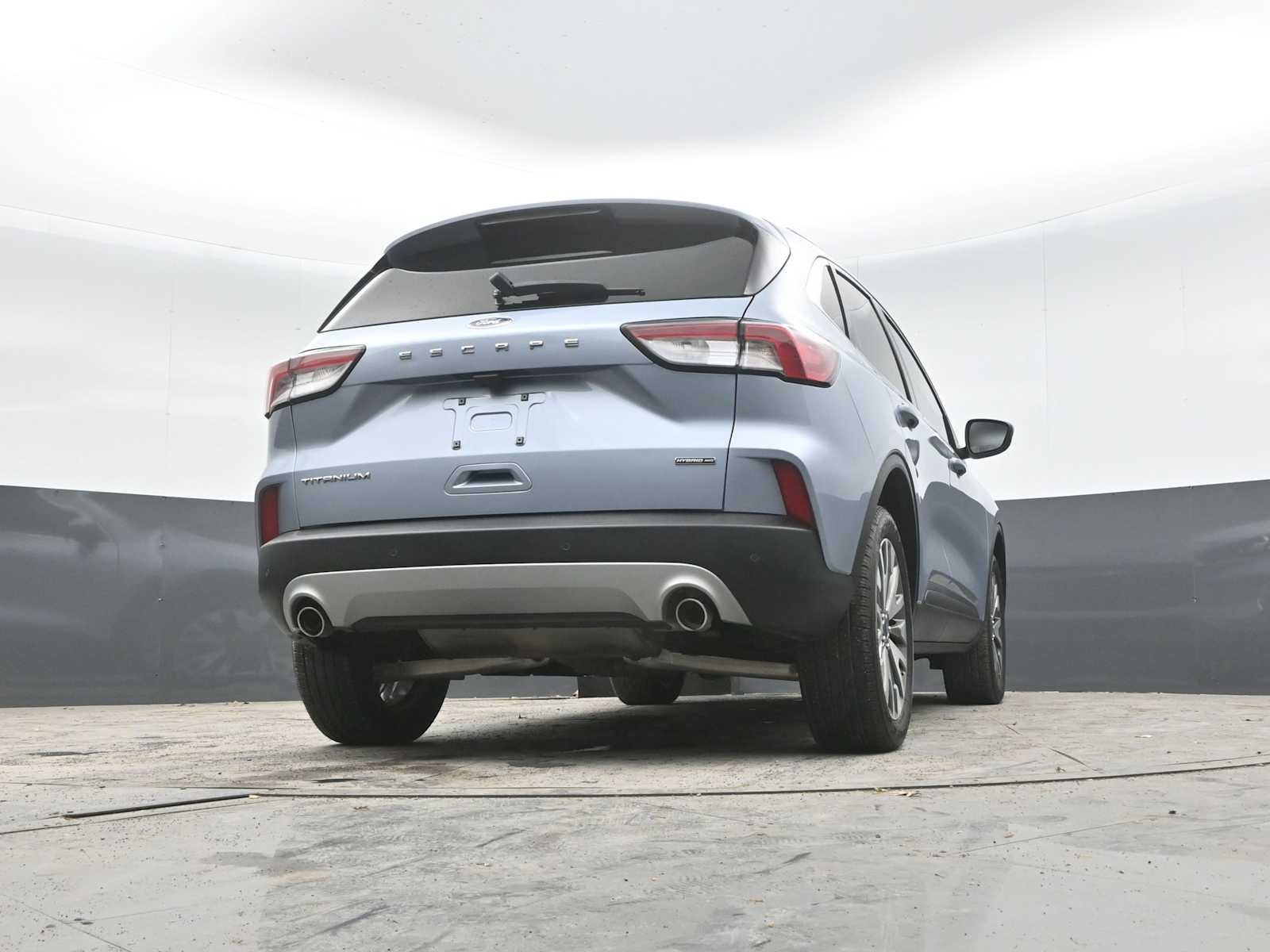 2022 Ford Escape Titanium Hybrid