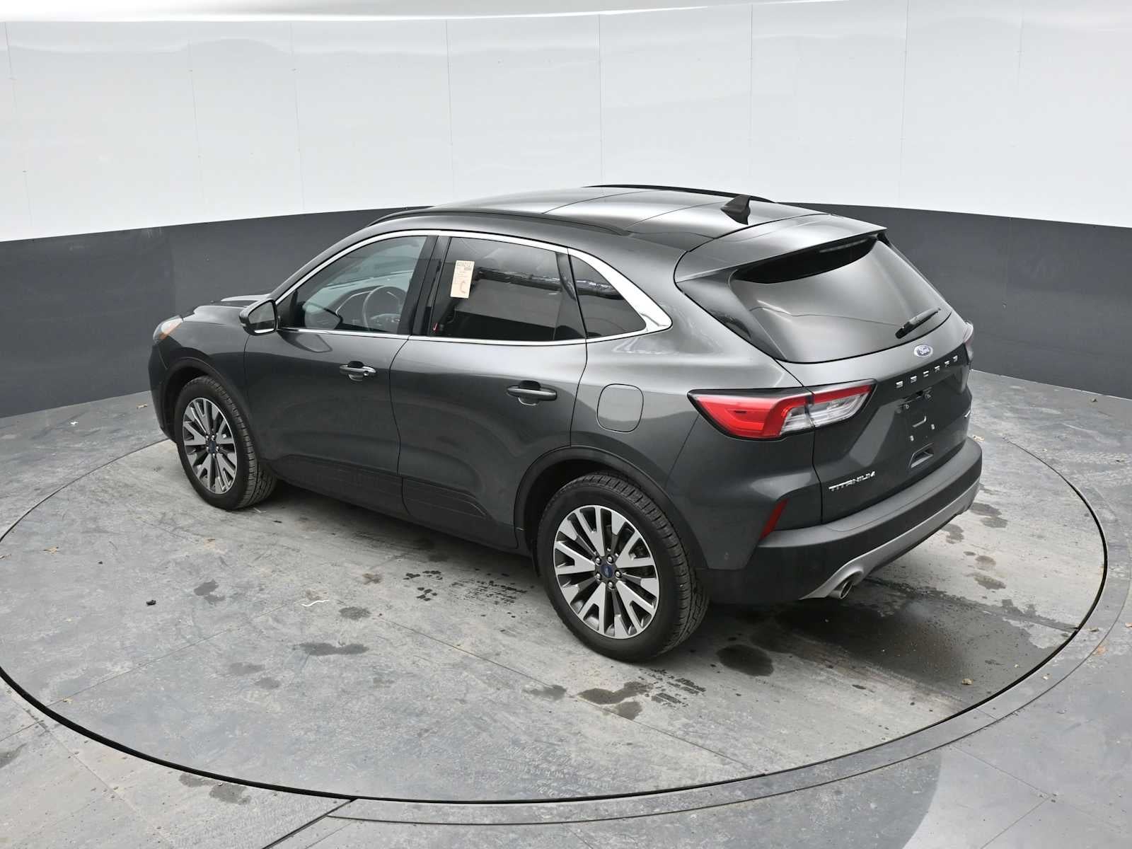 2020 Ford Escape Titanium Hybrid