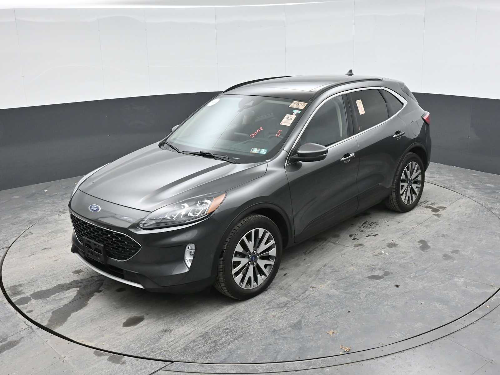 2020 Ford Escape Titanium Hybrid