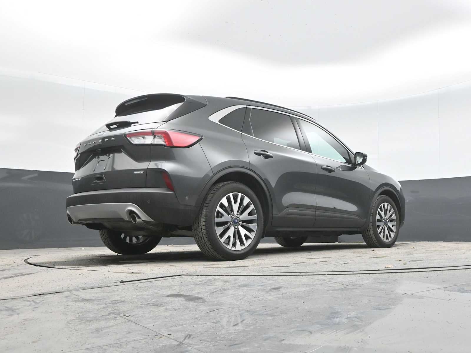 2020 Ford Escape Titanium Hybrid