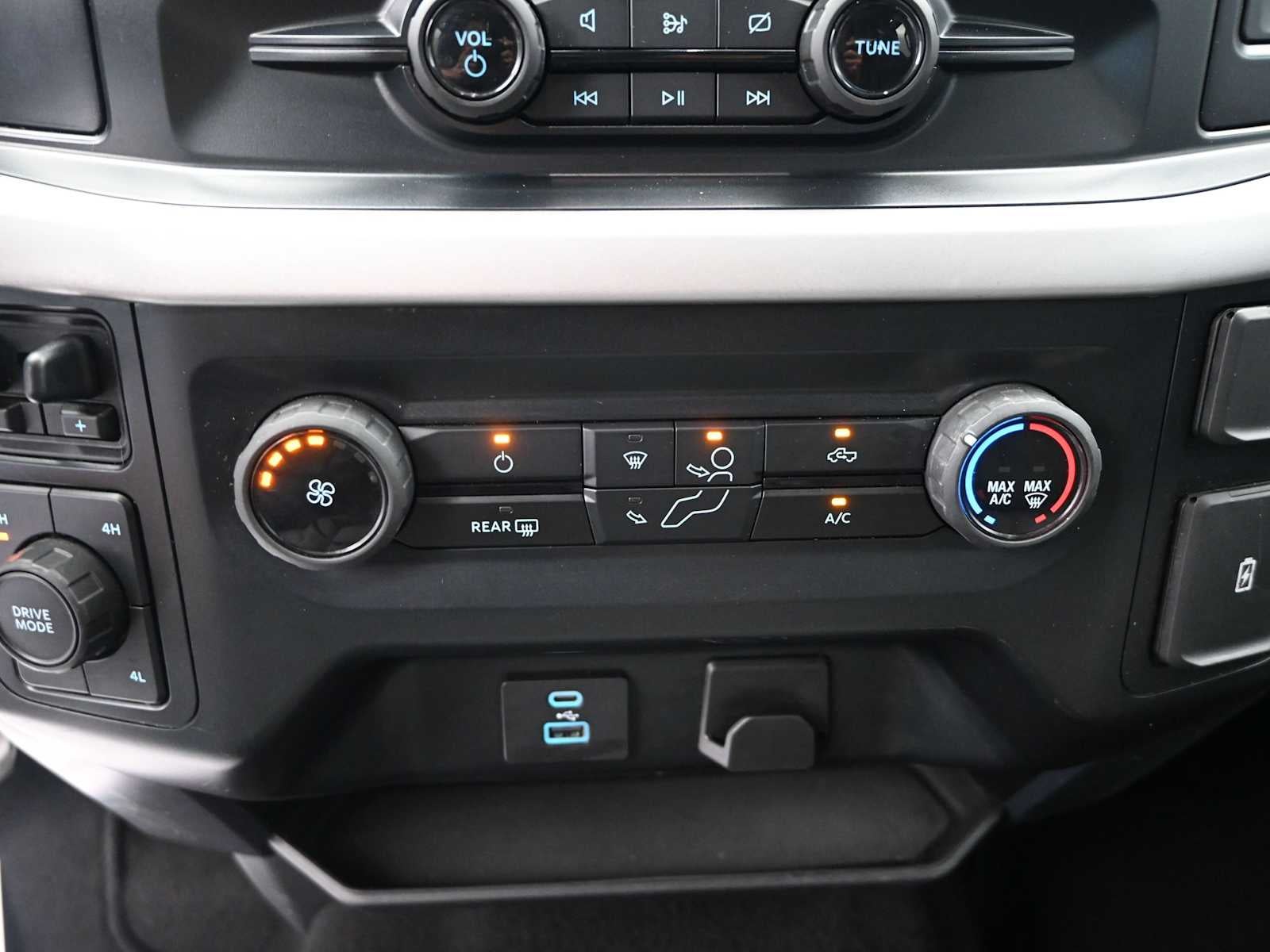 2023 Ford F150 SUPERCREW Base