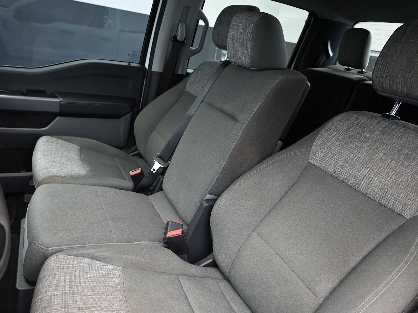 2023 Ford F150 SUPERCREW Base