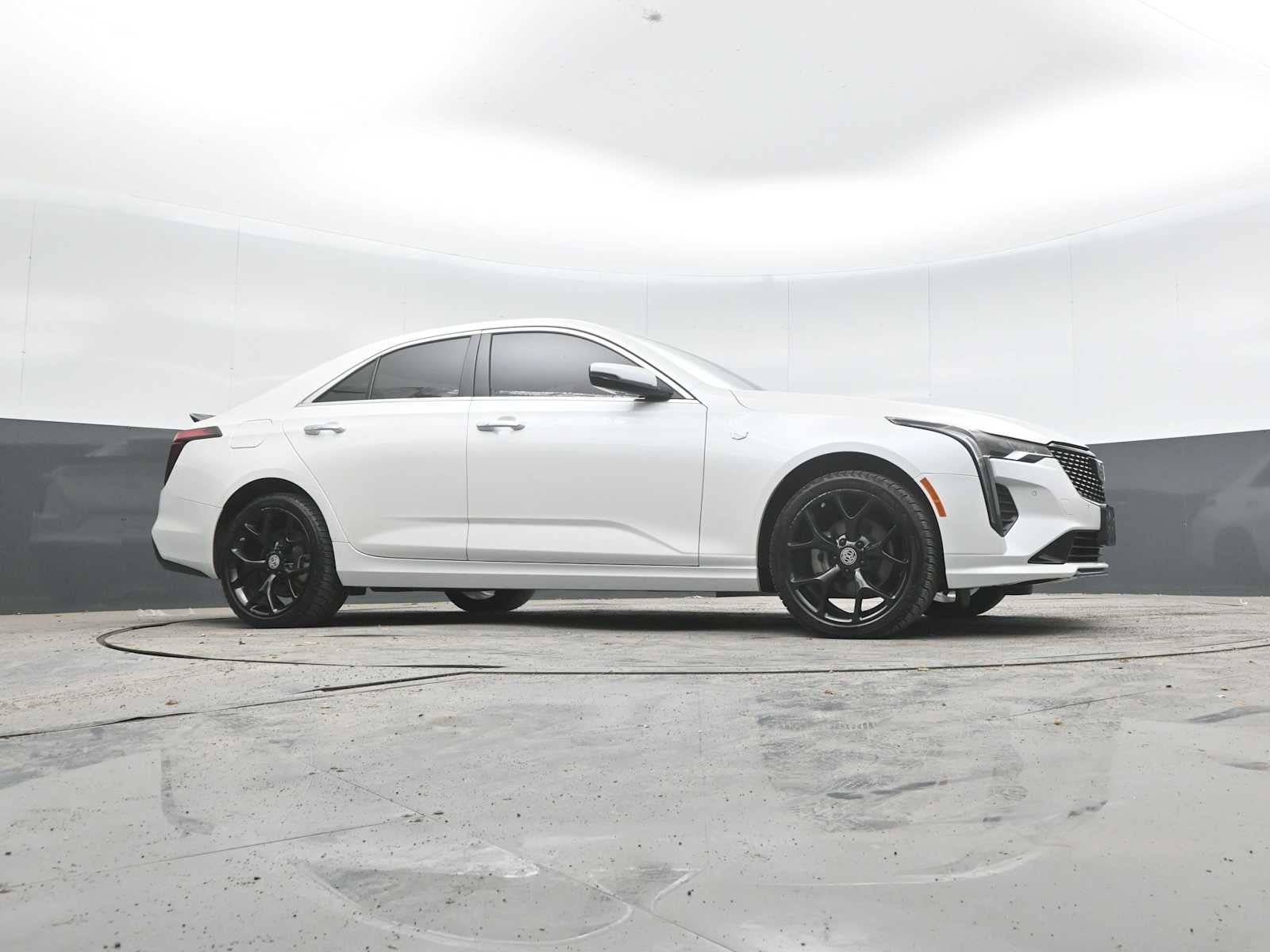 2023 Cadillac CT4 Premium Luxury