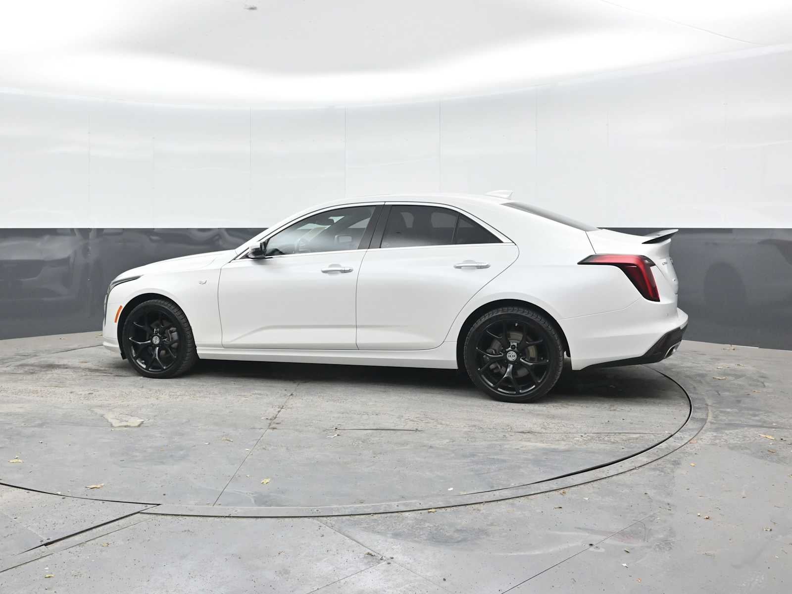 2023 Cadillac CT4 Premium Luxury