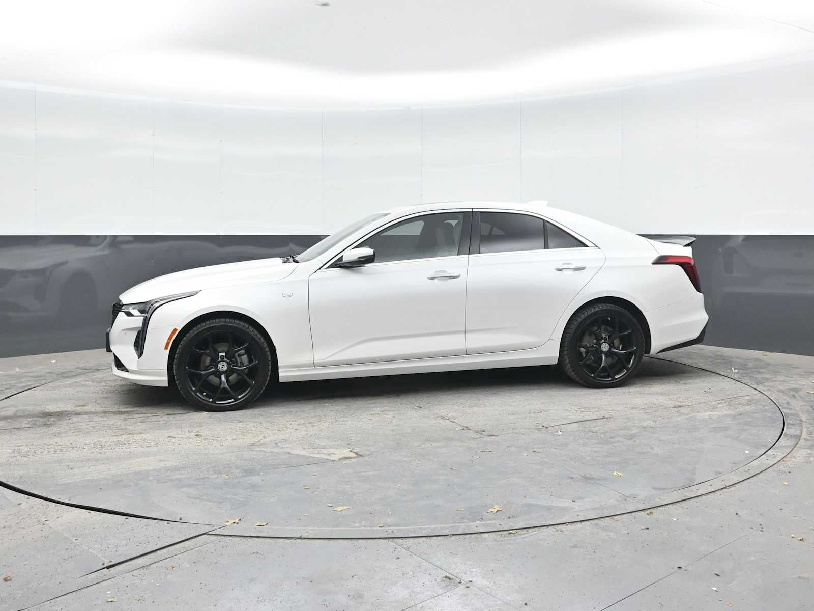 2023 Cadillac CT4 Premium Luxury