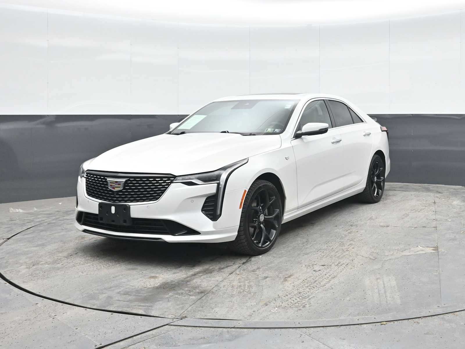 2023 Cadillac CT4 Premium Luxury