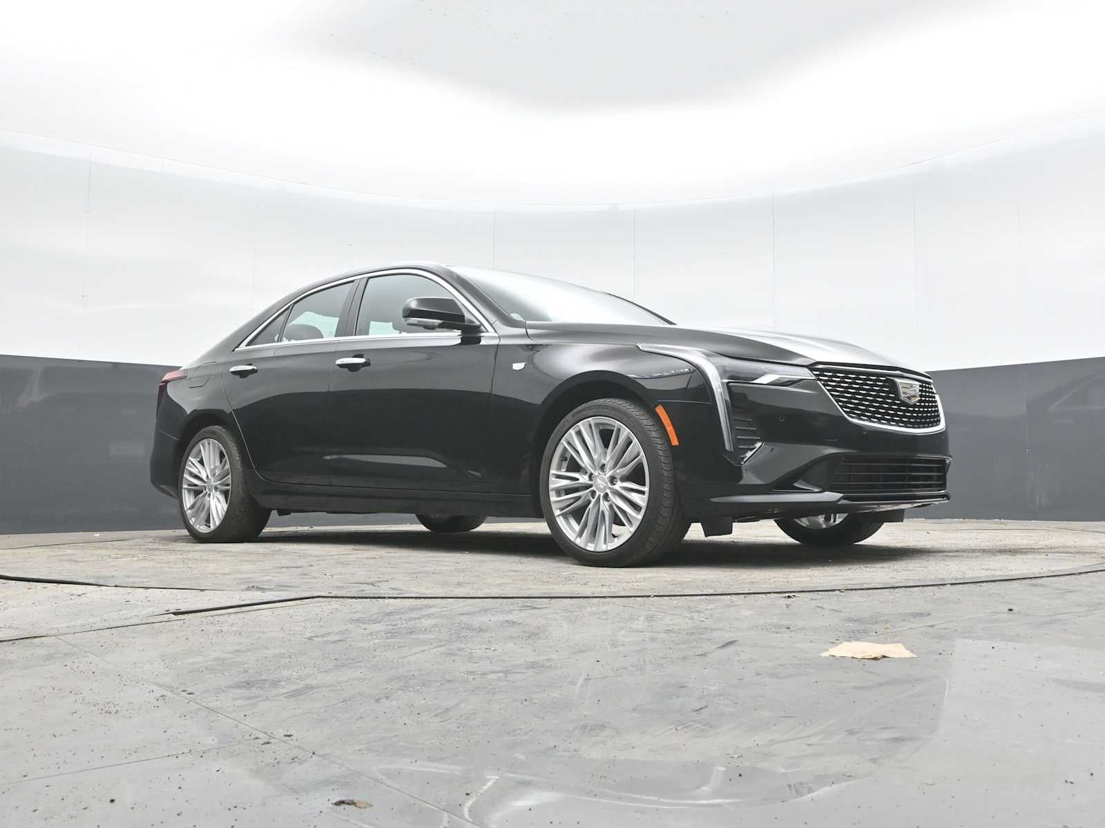 2023 Cadillac CT4 Premium Luxury