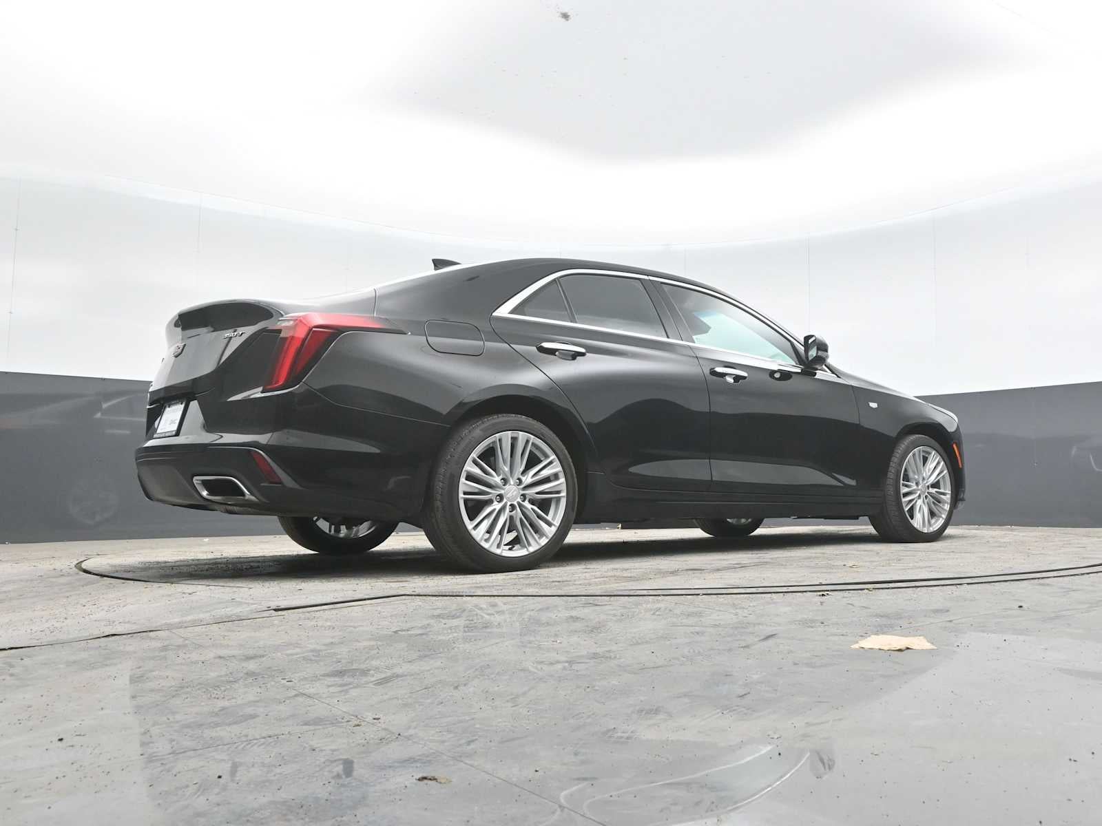 2023 Cadillac CT4 Premium Luxury
