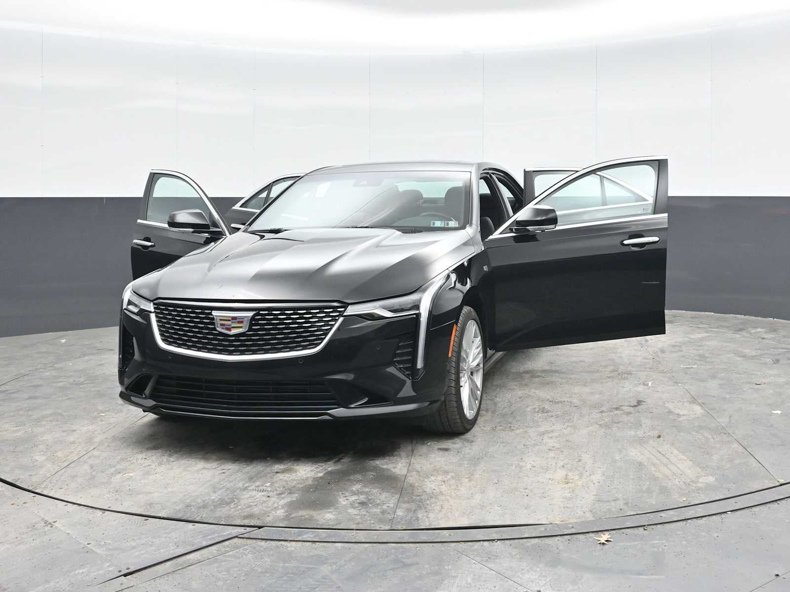 2023 Cadillac CT4 Premium Luxury