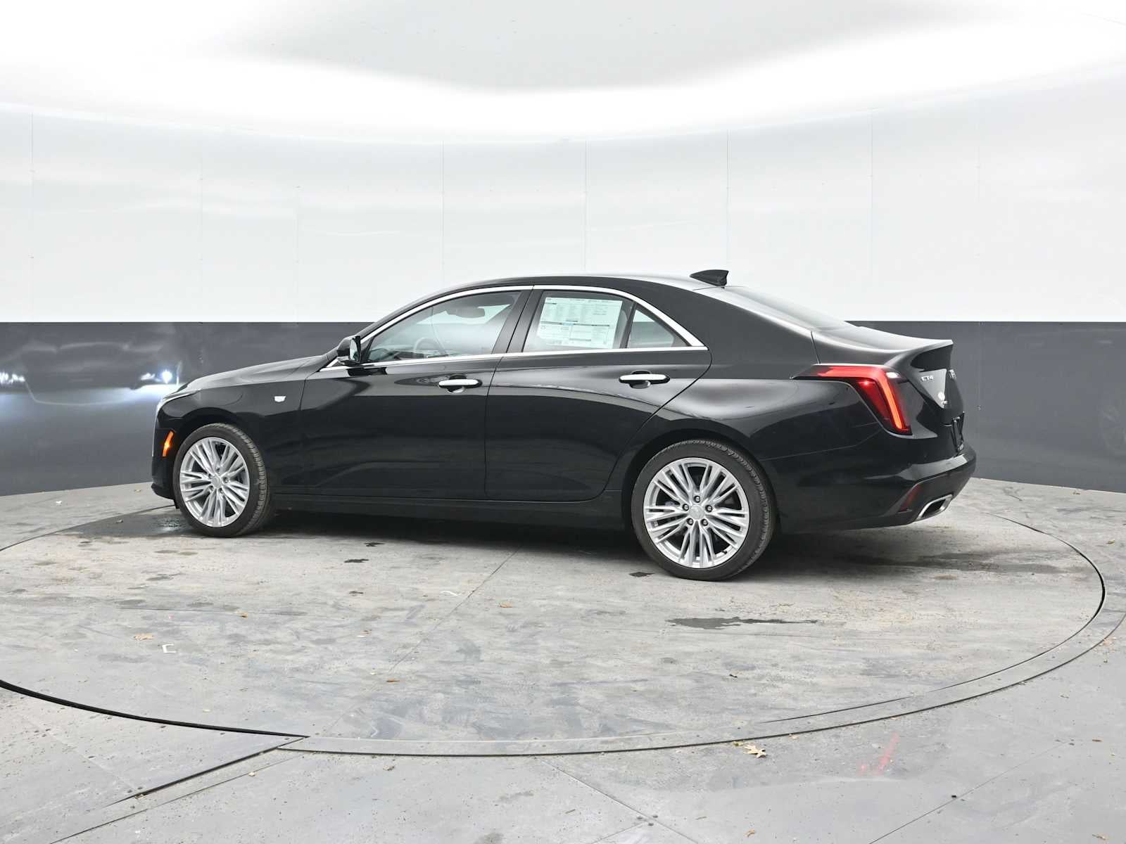 2025 Cadillac CT4 Premium Luxury