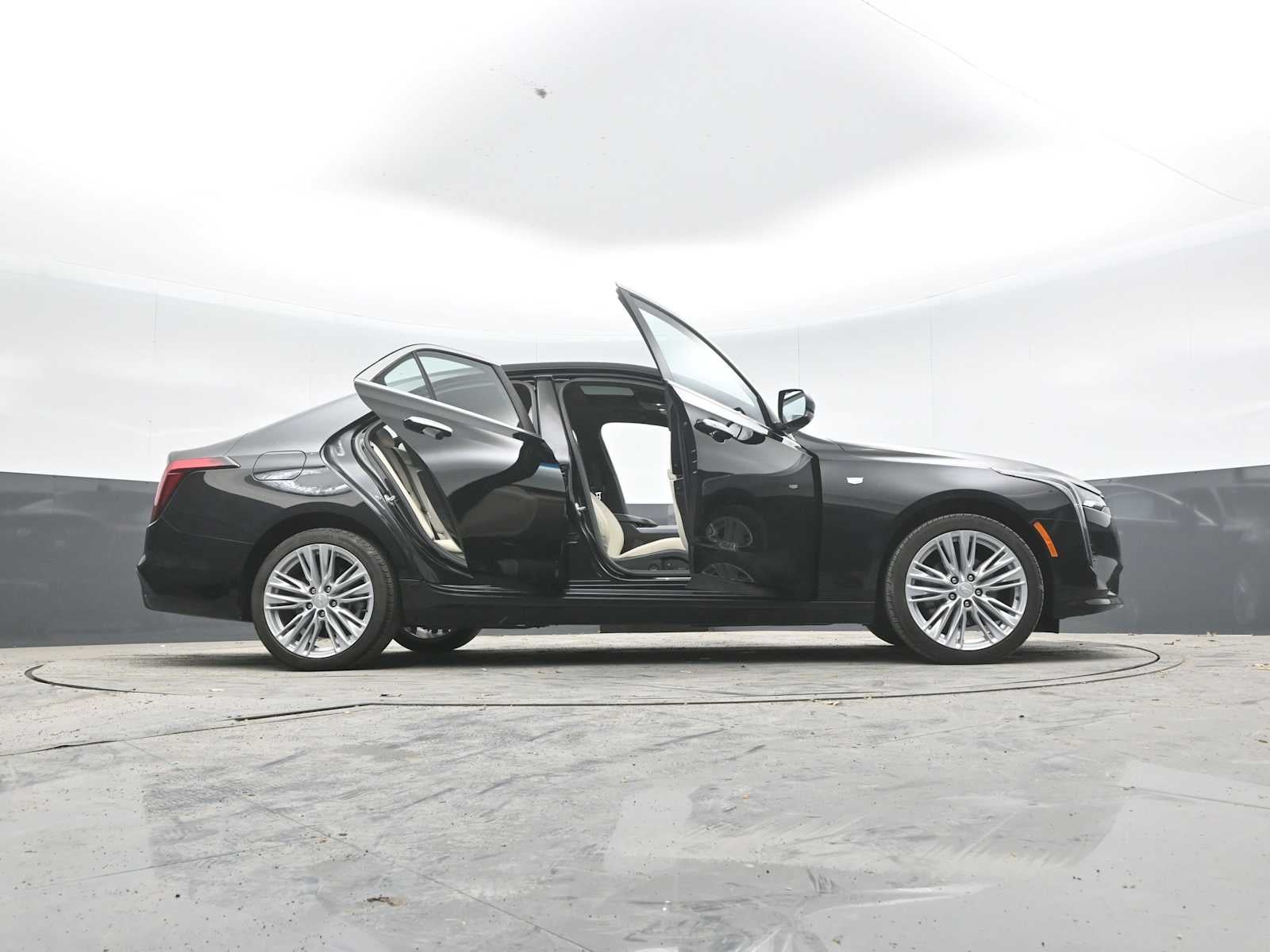 2025 Cadillac CT4 Premium Luxury