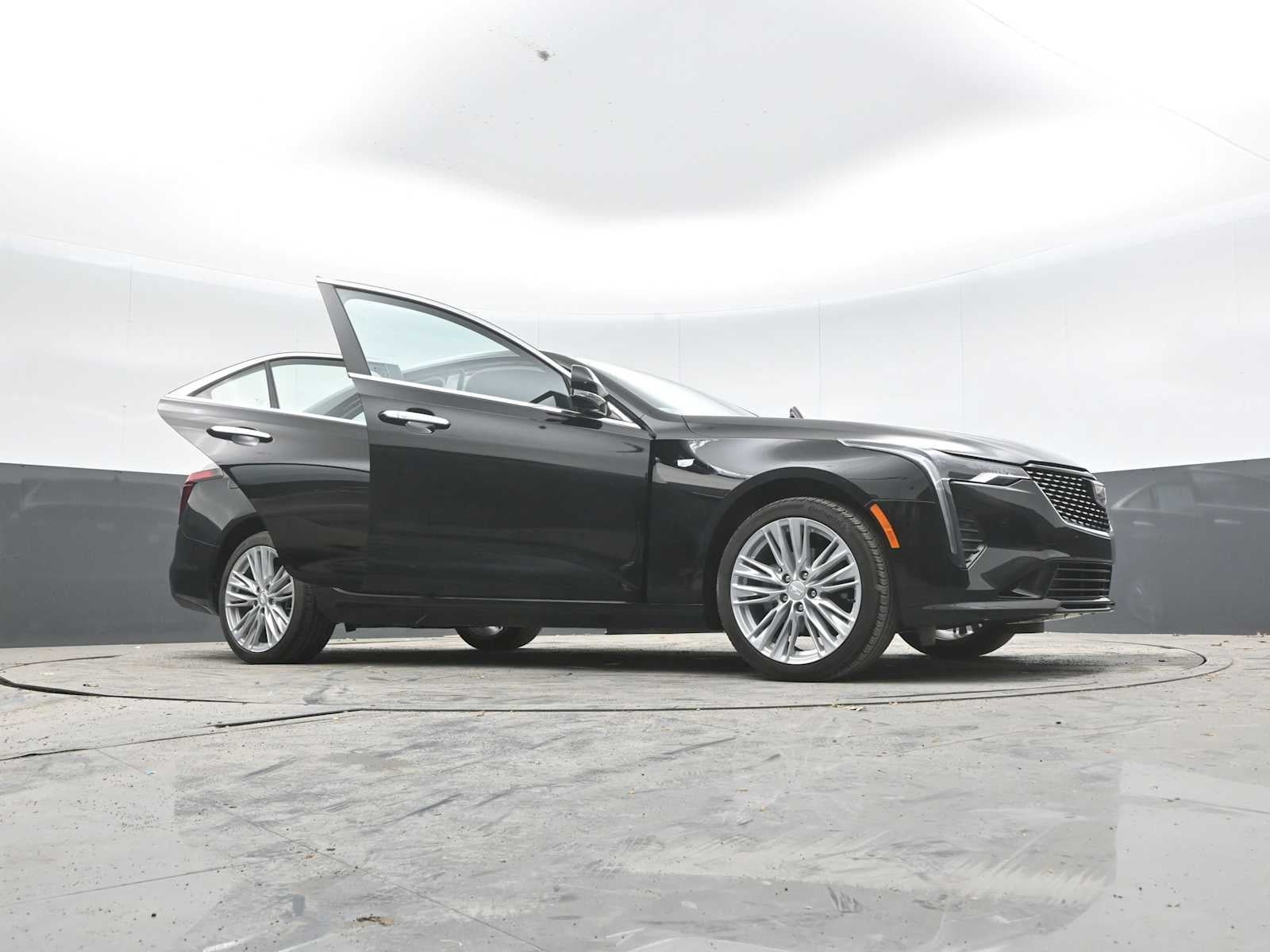 2025 Cadillac CT4 Premium Luxury