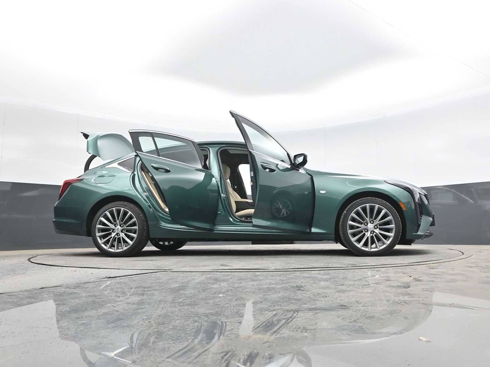 2025 Cadillac CT5 Premium Luxury