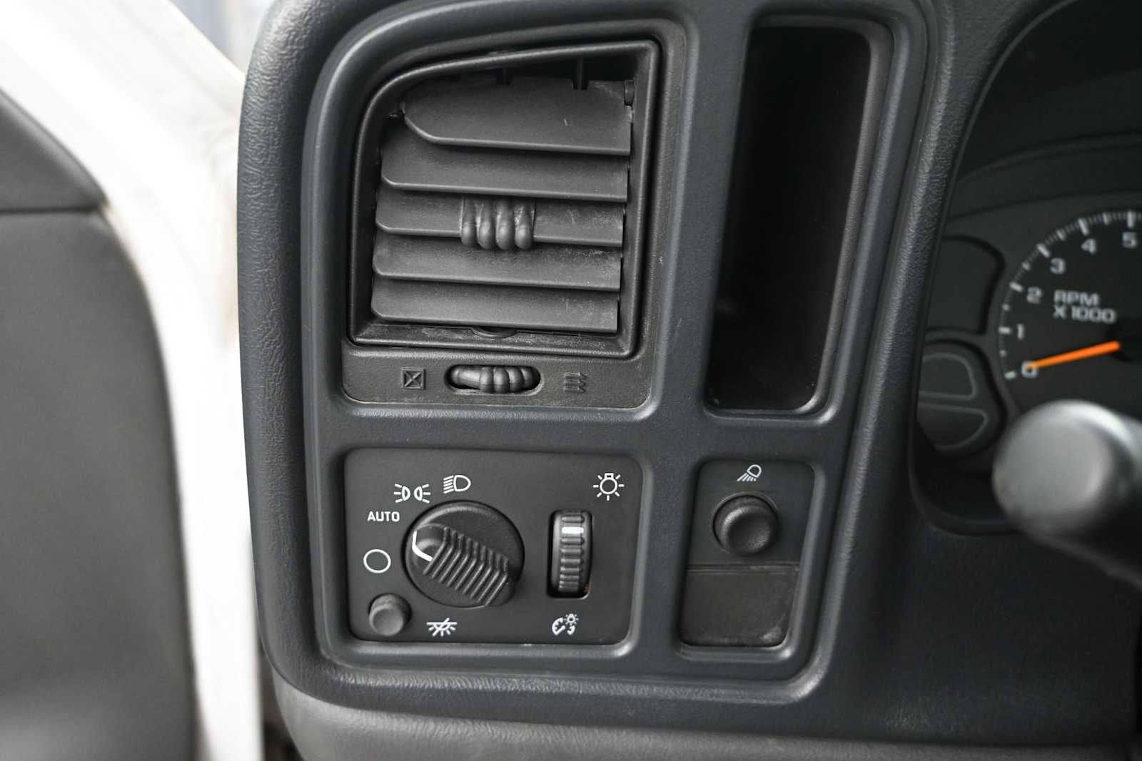 2004 Chevrolet Silverado 1500 Work Truck