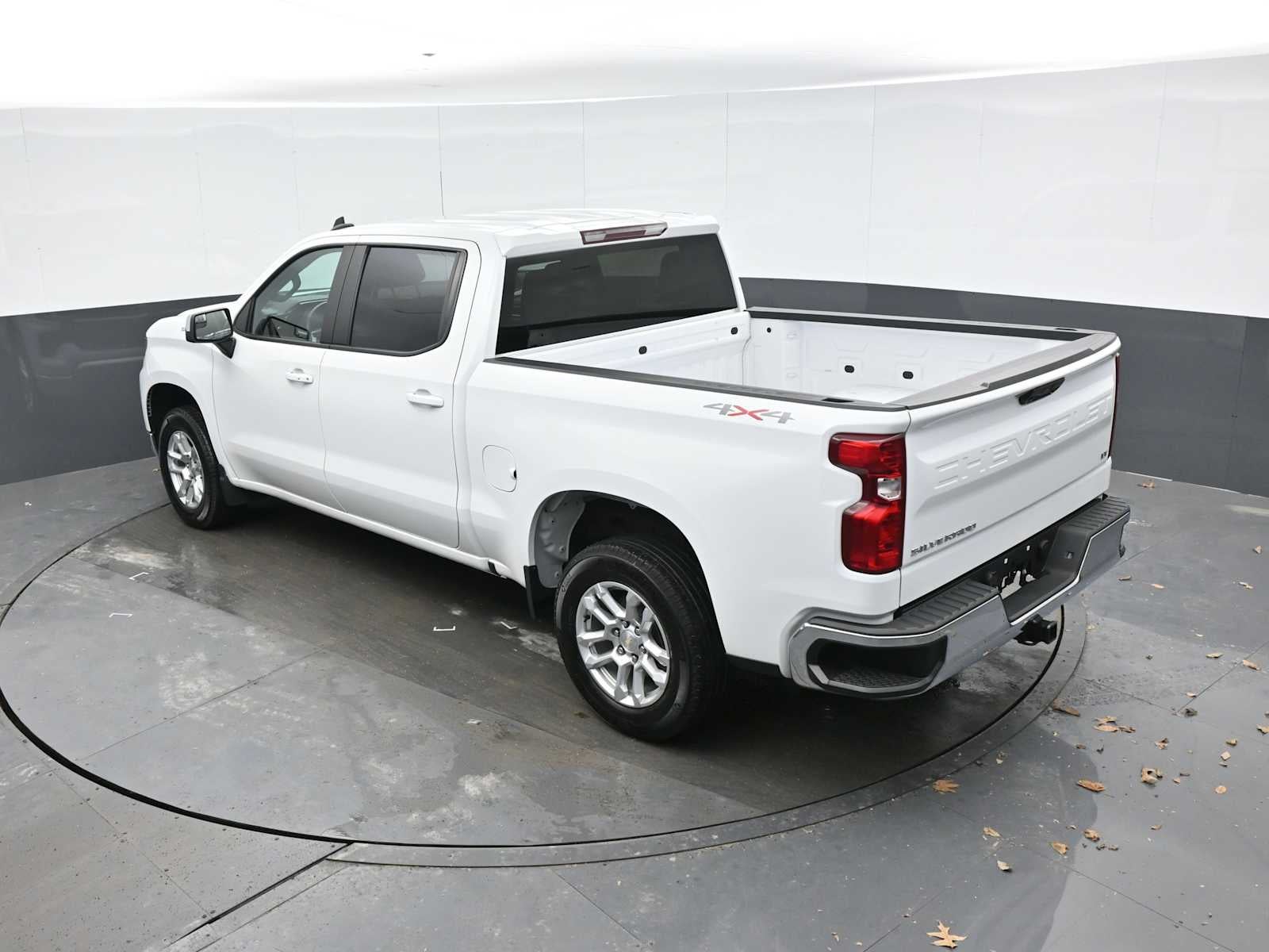 2022 Chevrolet Silverado 1500 LT (2FL)