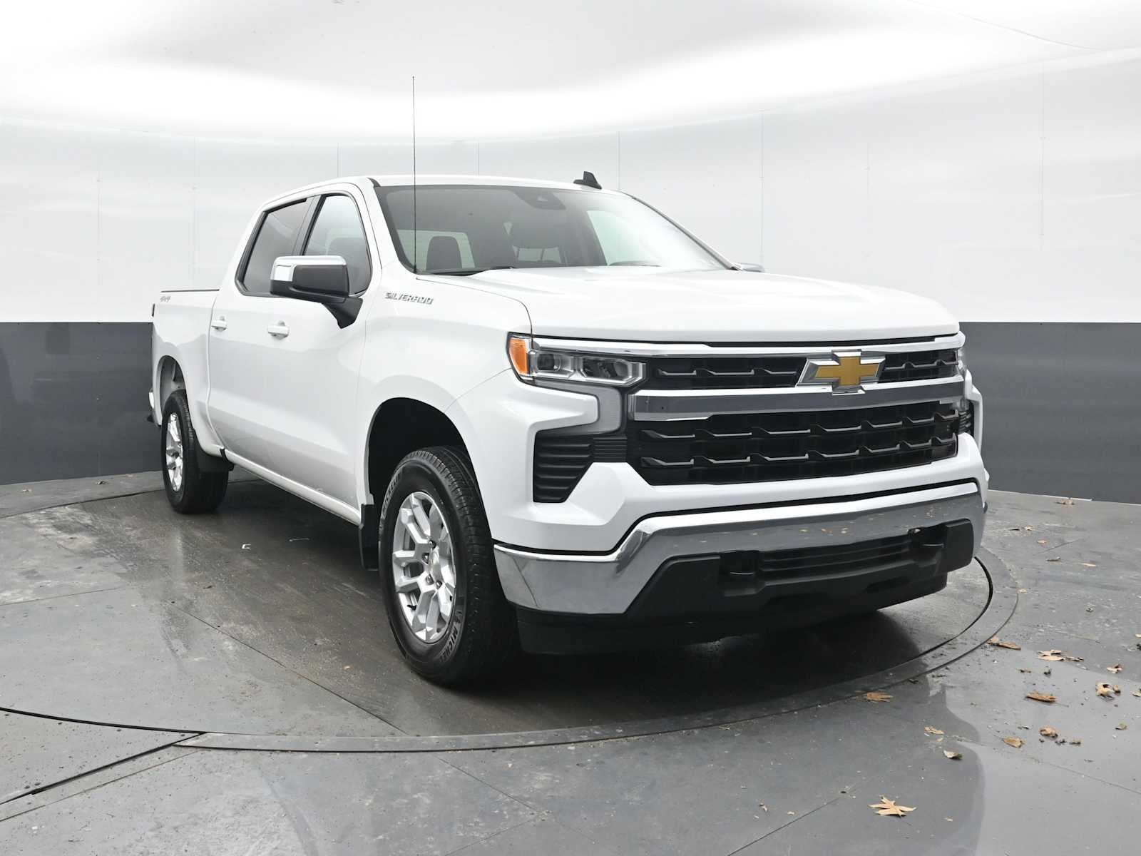 2022 Chevrolet Silverado 1500 LT (2FL)