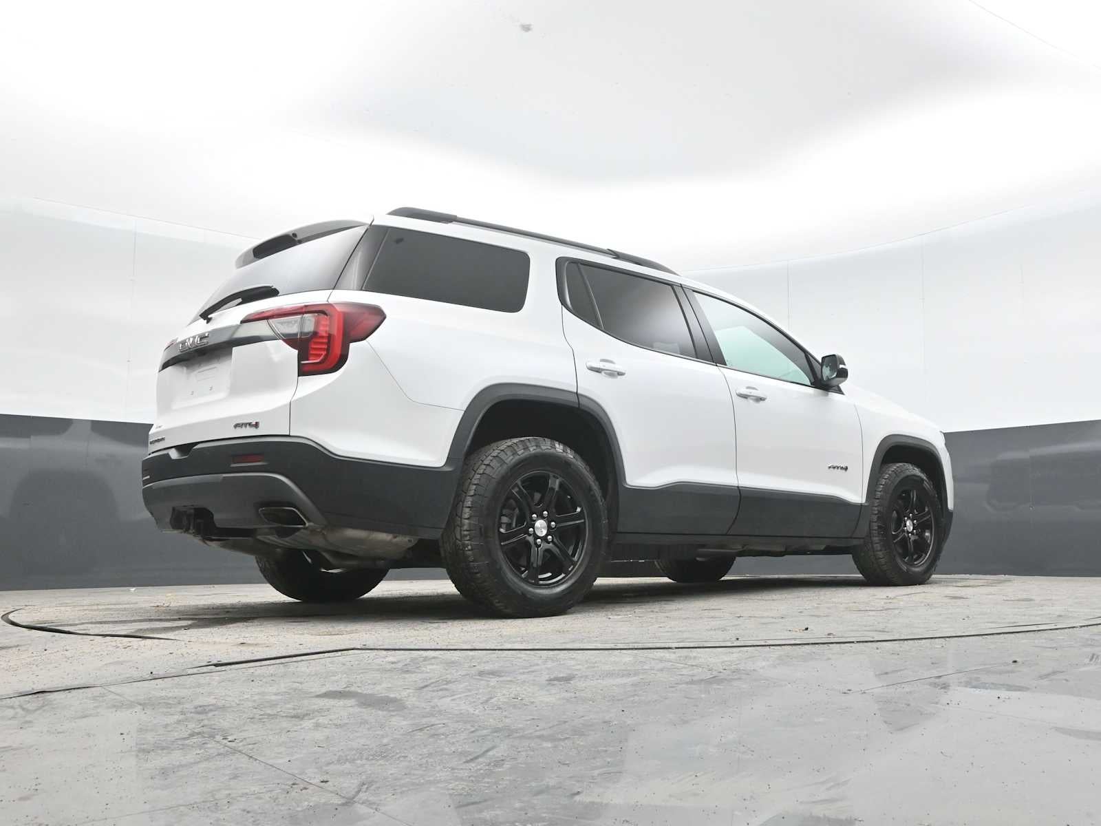 2021 GMC Acadia AT4