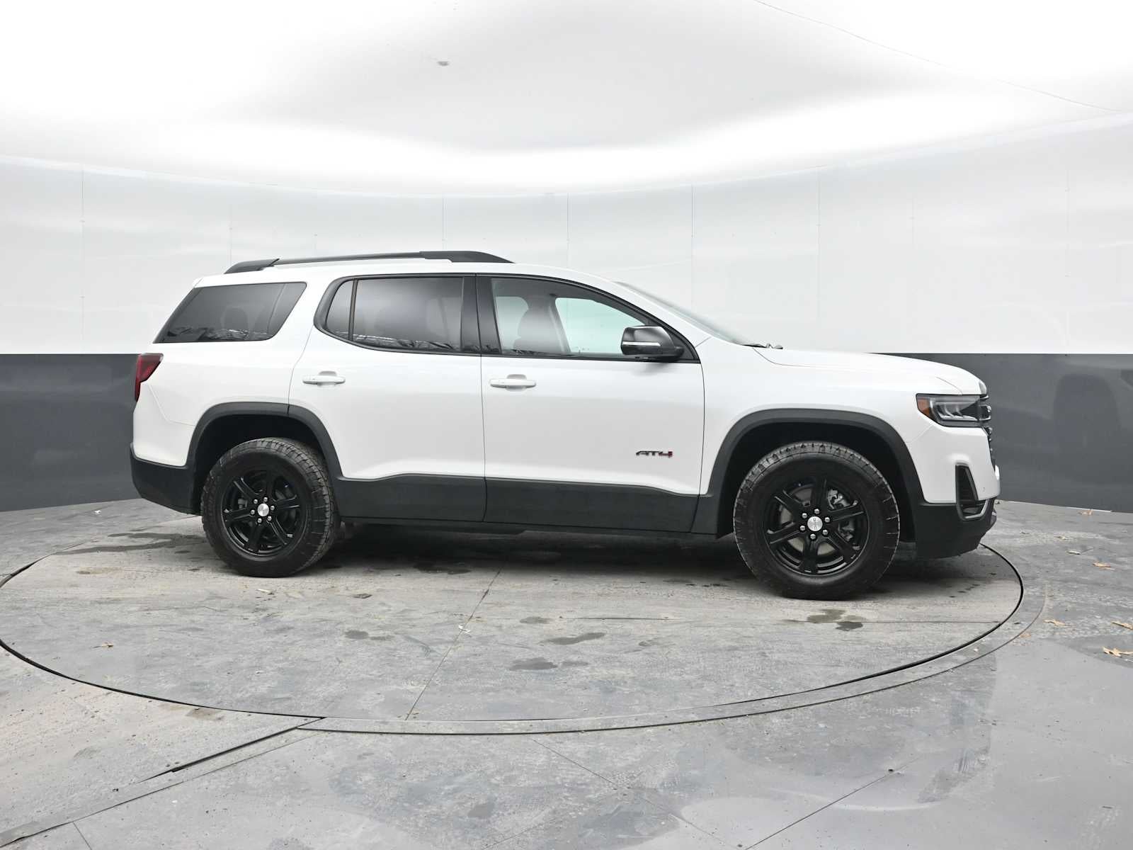 2021 GMC Acadia AT4
