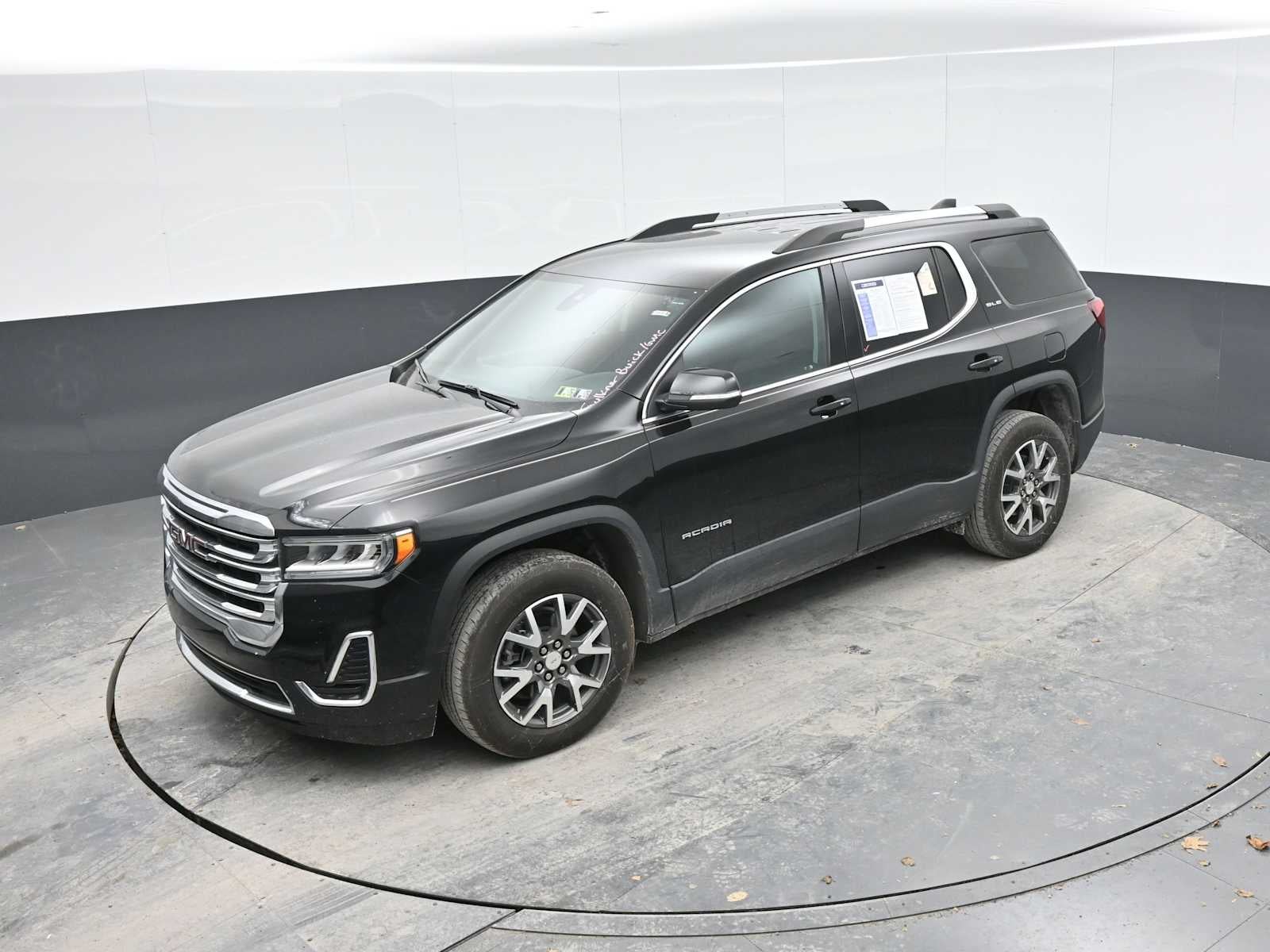 2022 GMC Acadia SLE