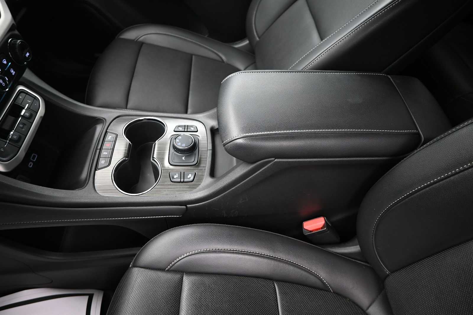 2022 GMC Acadia SLT
