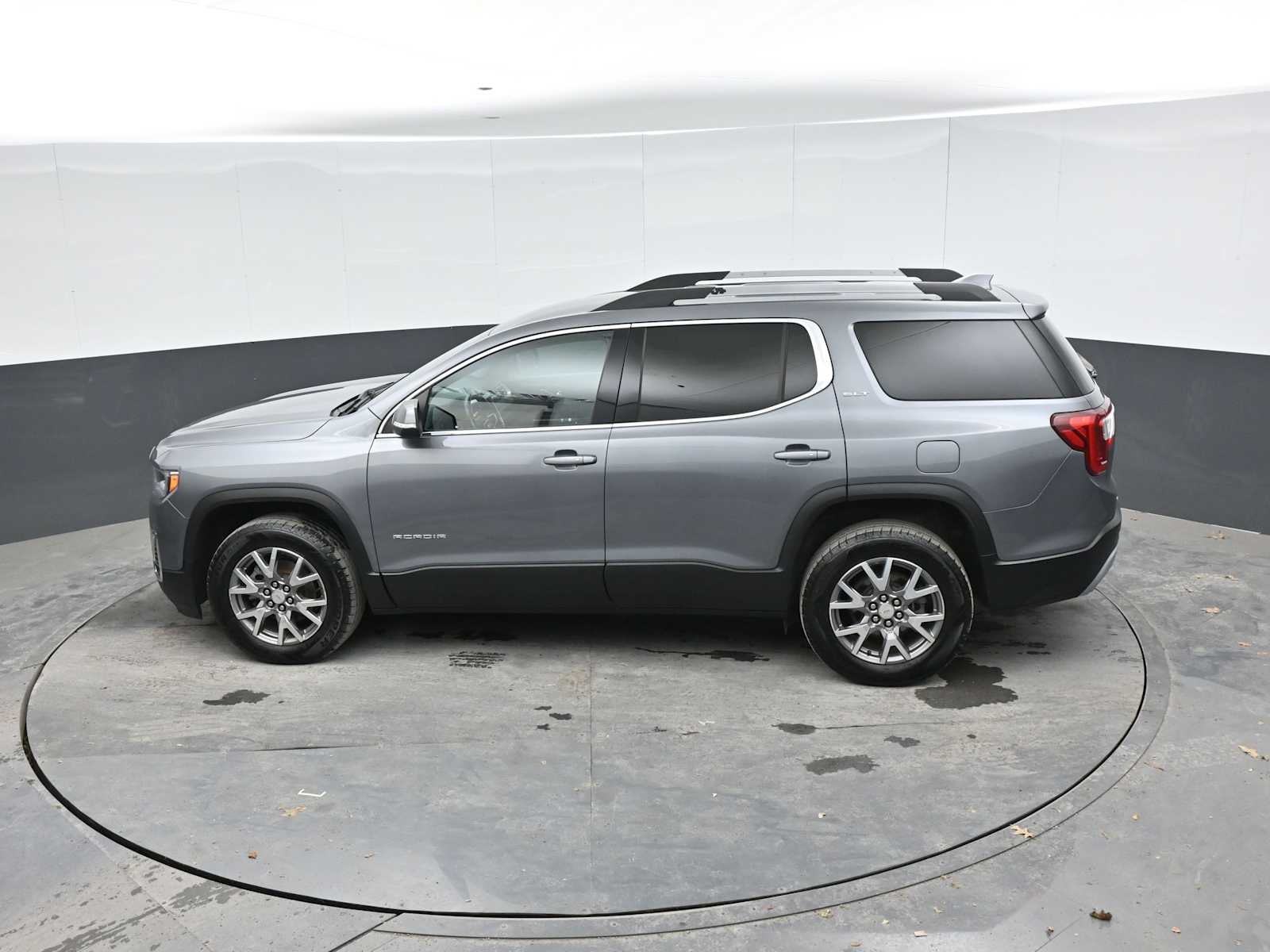 2022 GMC Acadia SLT