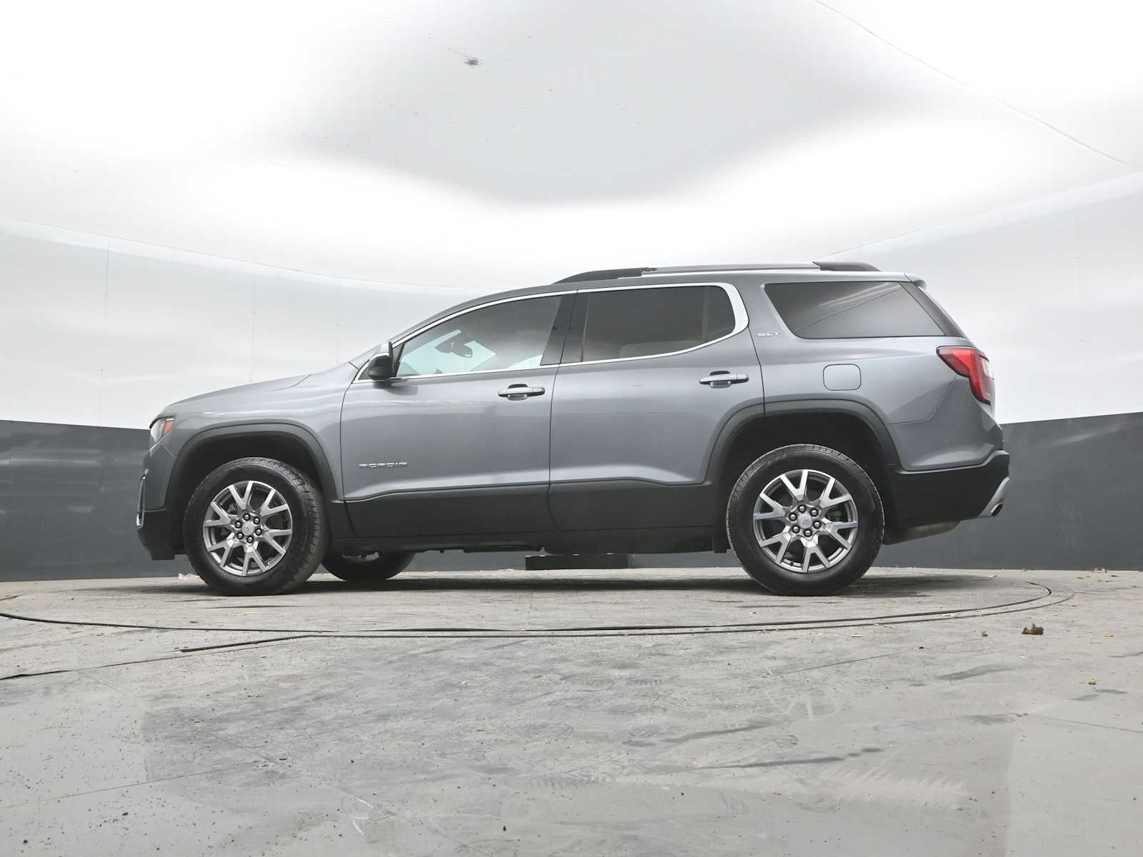2022 GMC Acadia SLT