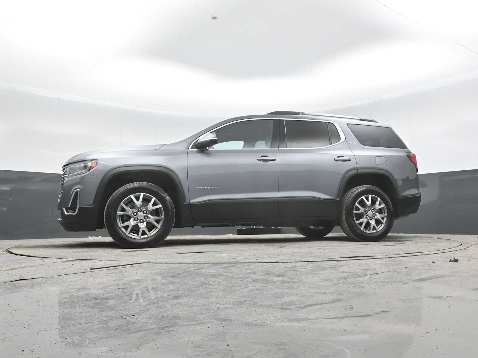 2022 GMC Acadia SLT