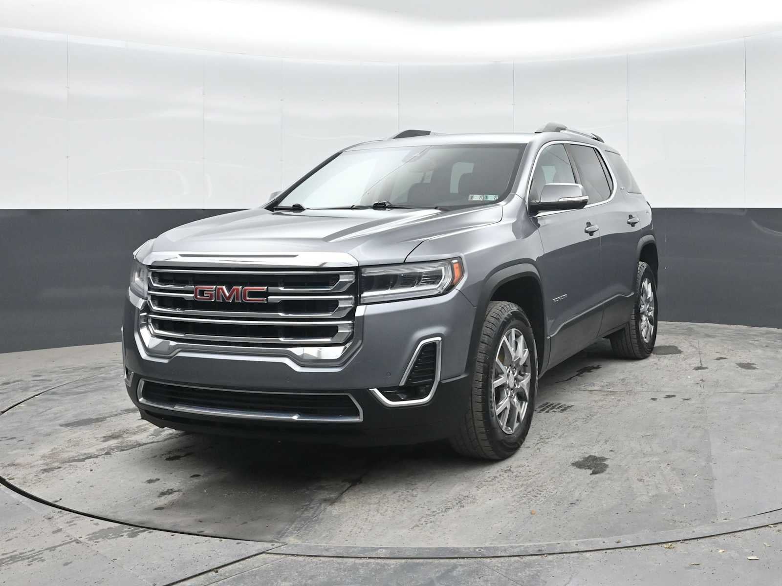 2022 GMC Acadia SLT