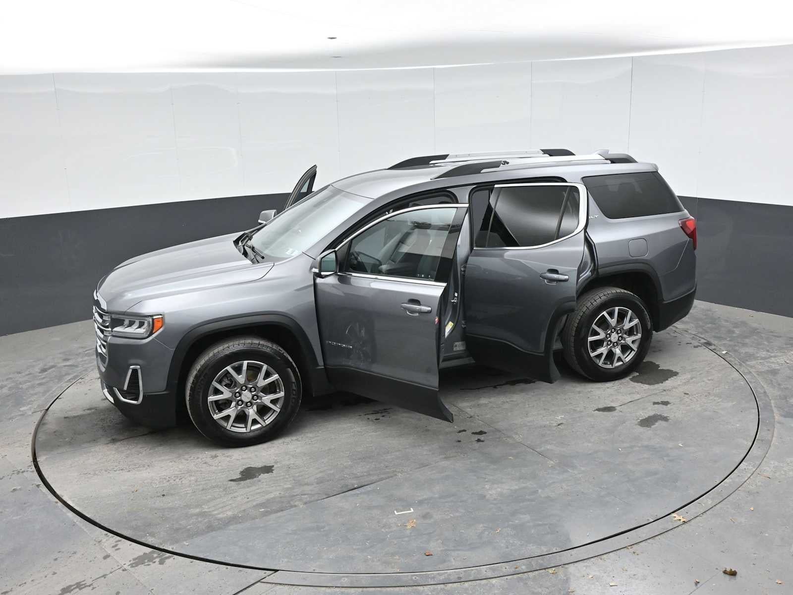 2022 GMC Acadia SLT