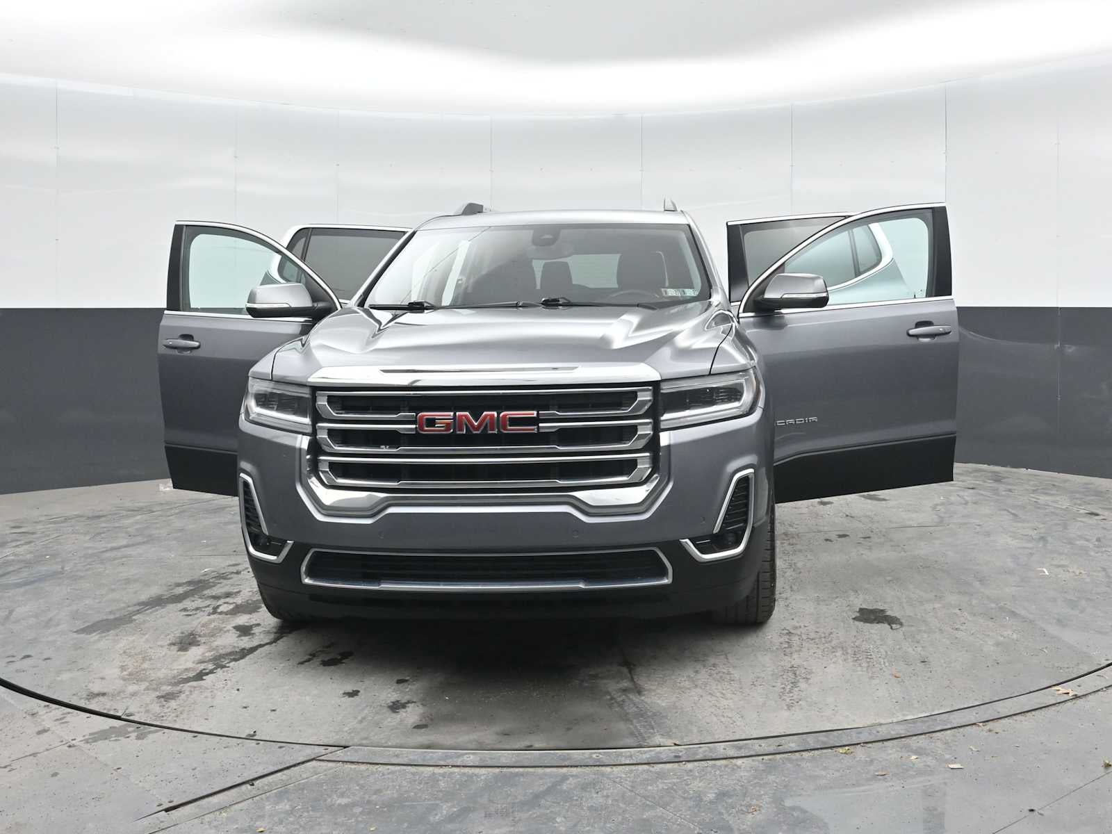 2022 GMC Acadia SLT