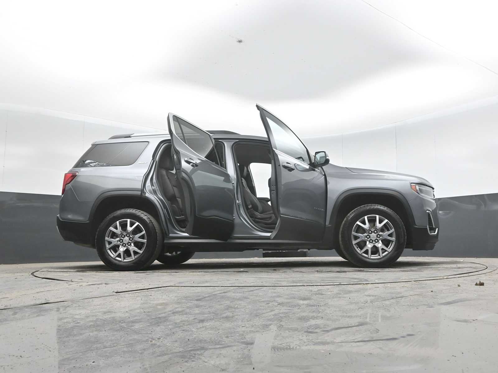 2022 GMC Acadia SLT