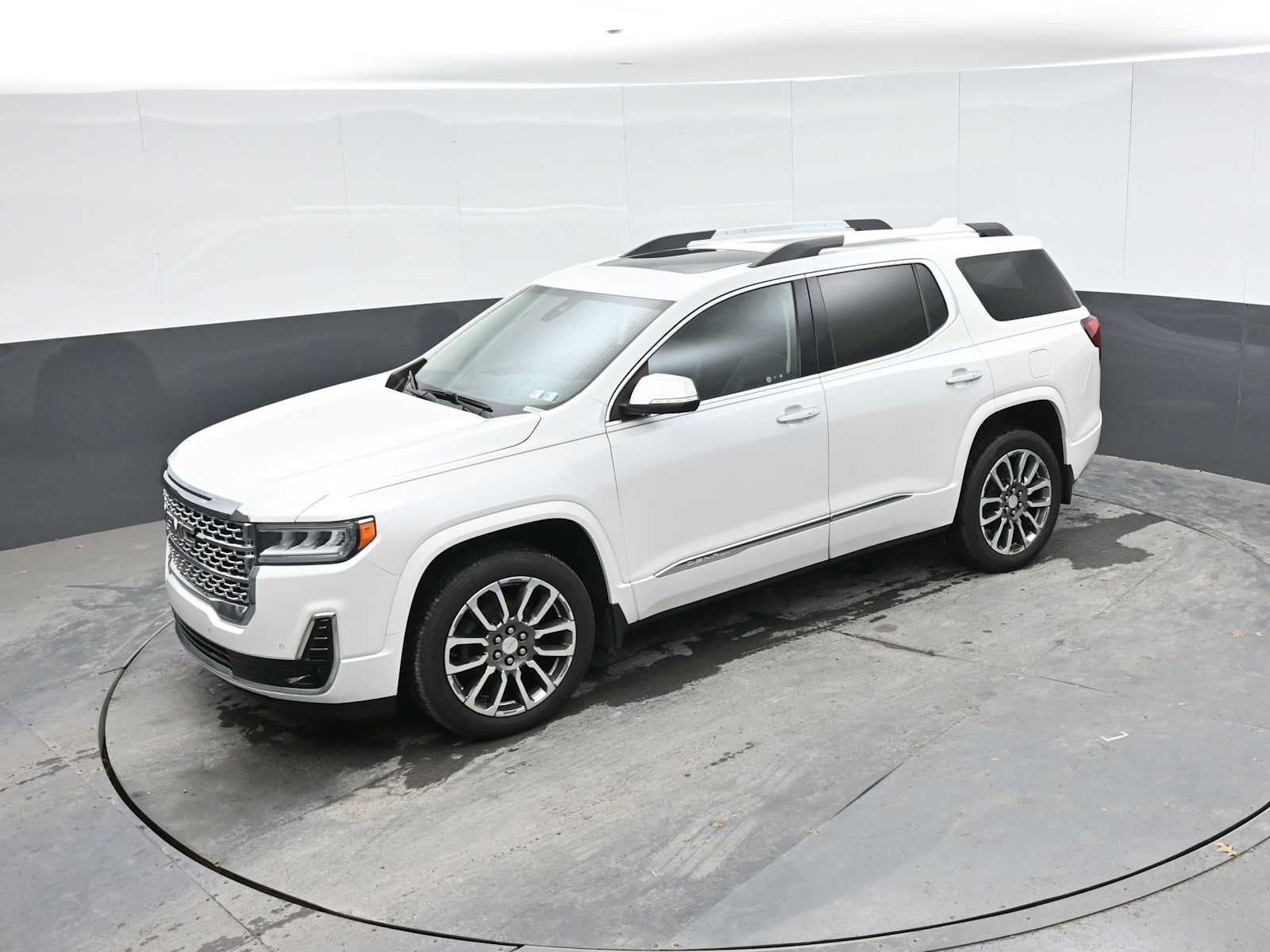 2020 GMC Acadia Denali