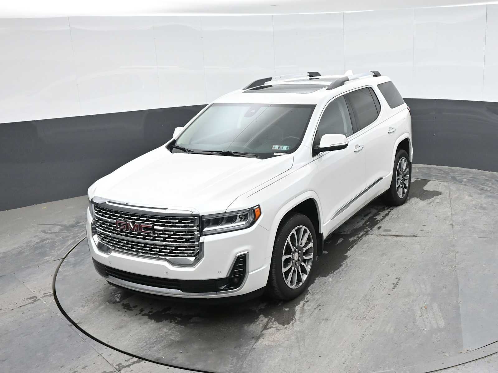 2020 GMC Acadia Denali